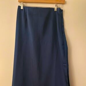 navy midi satin from old navy women’s size medium skirt with side slit #fall